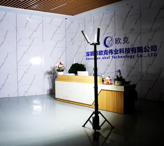 Built in Battery Portable Telescopic LED Light Tower with Tripod Outdoor Event Lighting 1